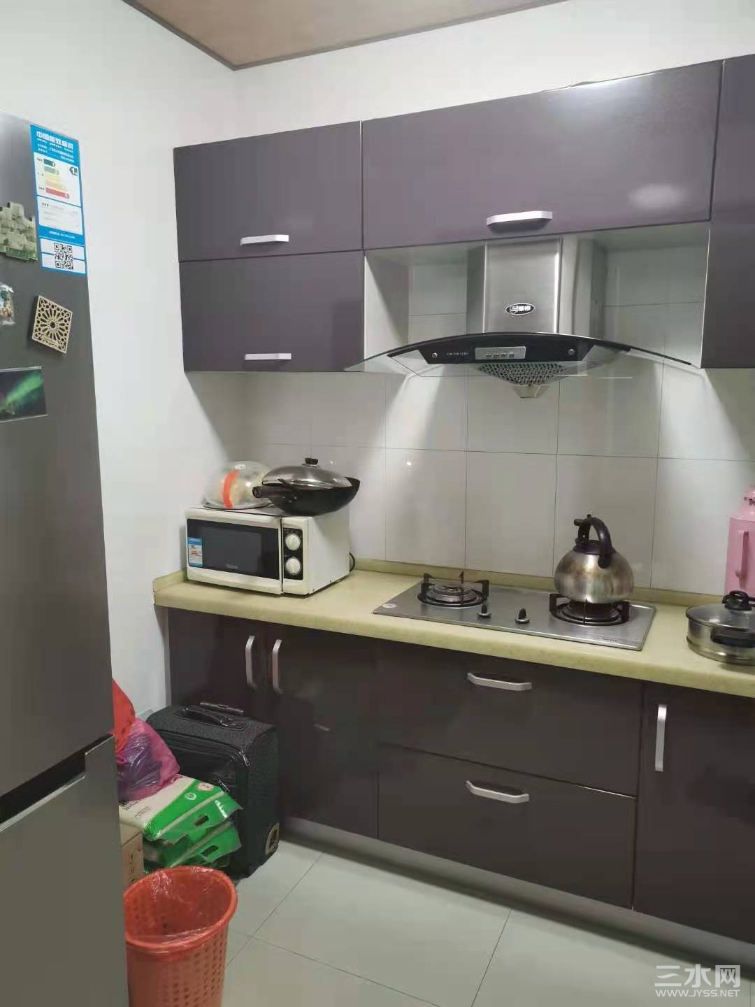 厨房