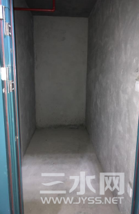 地下车库内