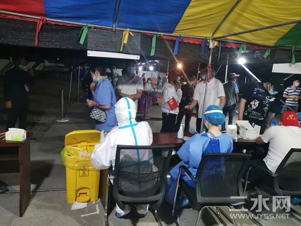 全员核酸采样 (2).jpg