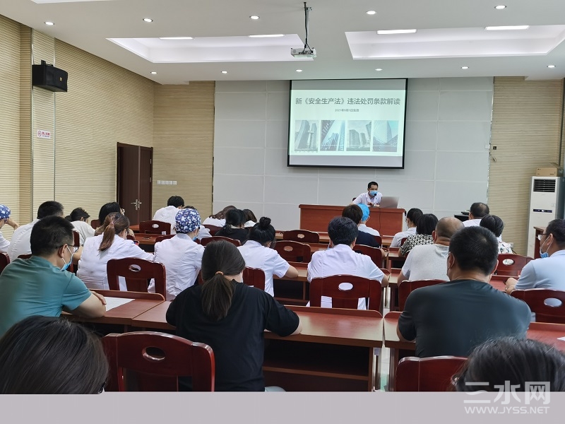 fbe83d69d615e33efcc6ee00398cd52.jpg
