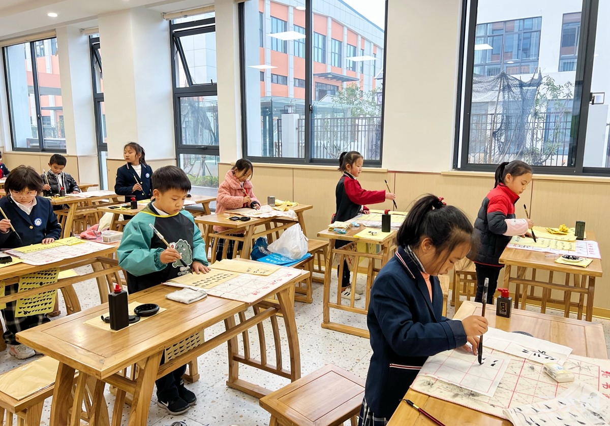 微信图片_20211109212229_副本.jpg