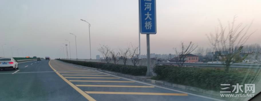 070048e6vvzouvc8o6oi4v.jpg