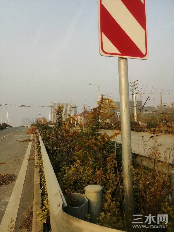 085802tk51bkuiib52pdhu.jpg
