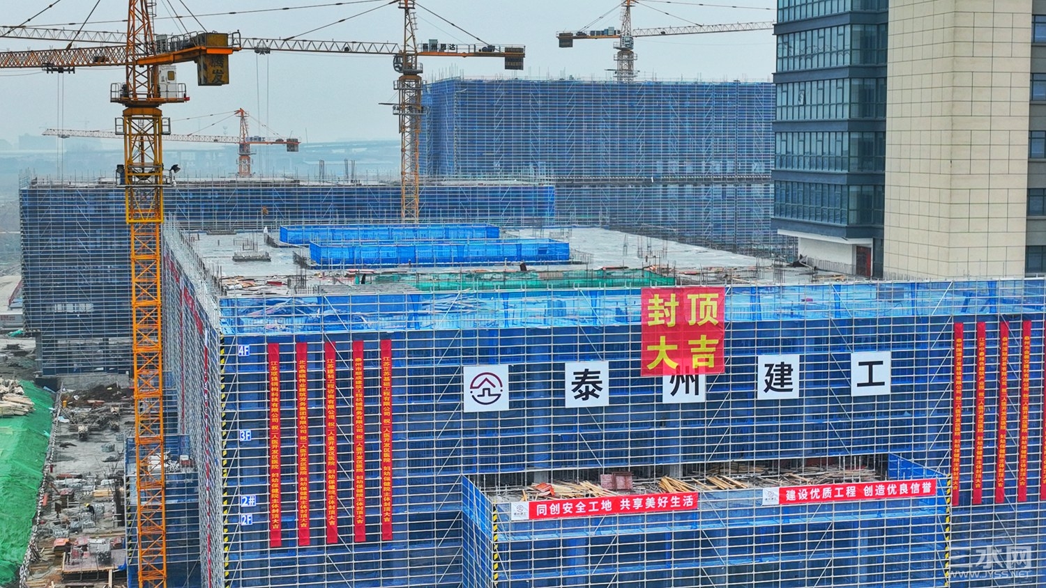 微信图片_20220124193136_副本.jpg