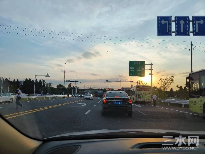 201937g9qno6k5agcp5h8a.jpg