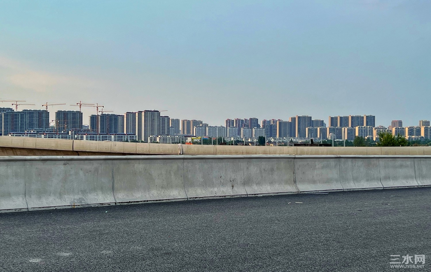 微信图片_20220811210138_副本.jpg
