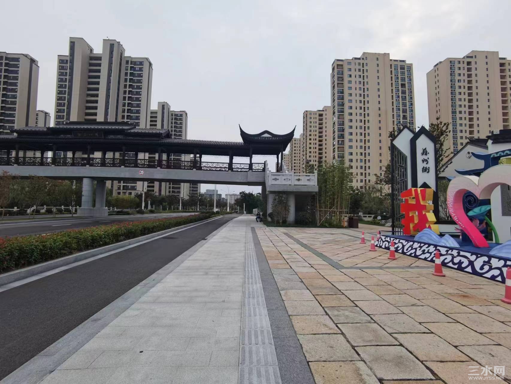路口看苏州街2