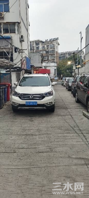 163948f295aj8jh29l5hr2.jpg