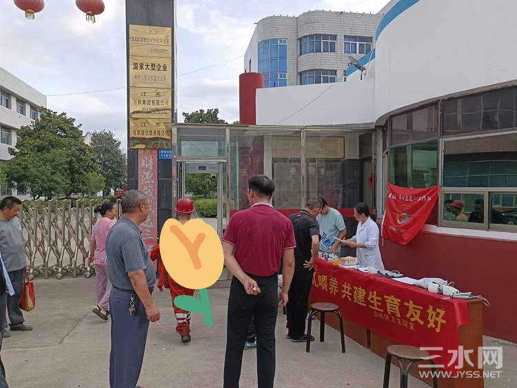 母1.jpg