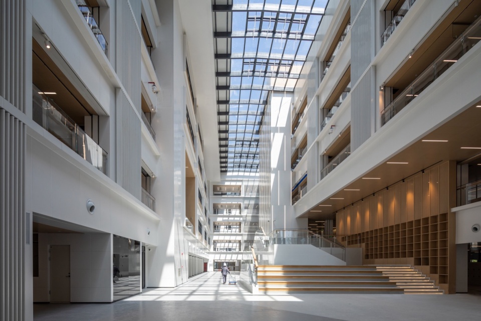 013-shanghai-pinghe-school-jinding-campus-by-cd-design-center-960x640.jpg