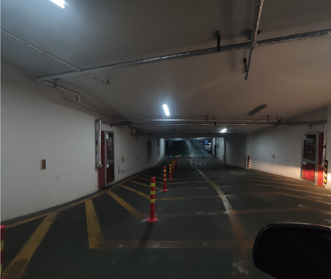 车库入口2
